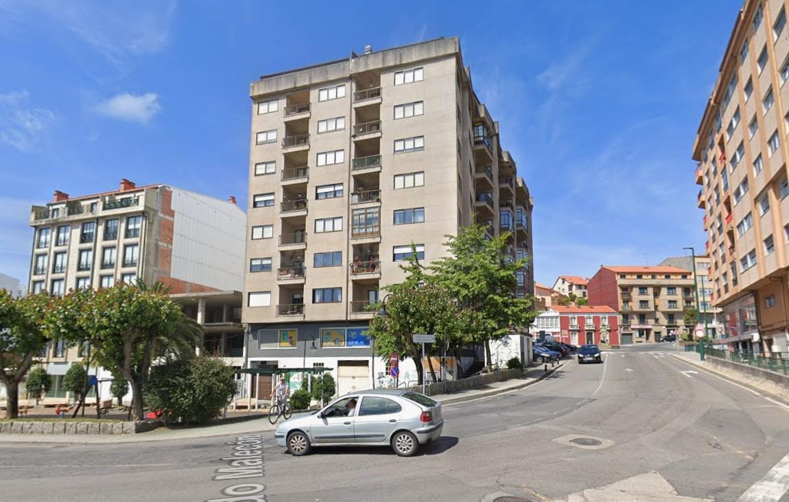 Piso en venta en Ribeira. ALQUILADO. No se Puede Visitar.