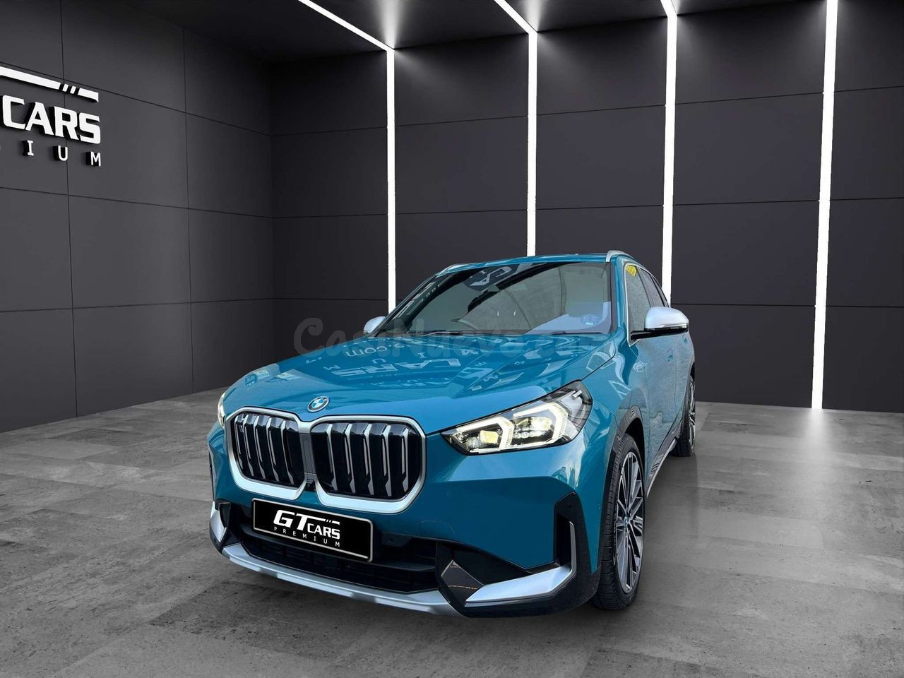 BMW iX1 xDrive 30