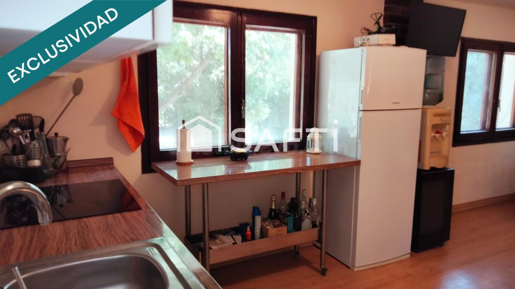 TU REFUGIO SOÑADO! CASA CON PISCINA Y JARDÍN EN PIERA - foto 4