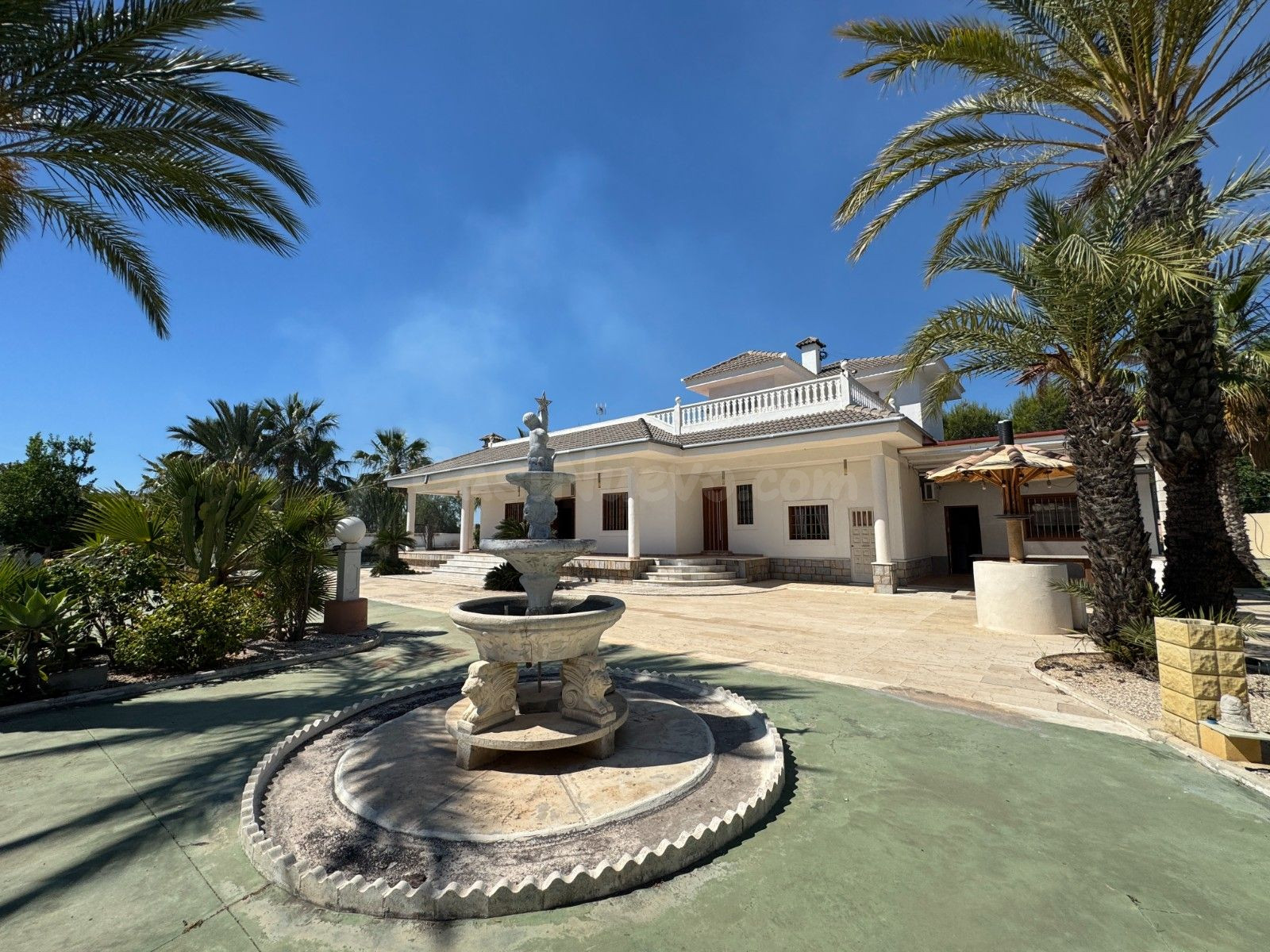 Villa 4 habitaciones 260m² en venta - Valverde ciudad el hie