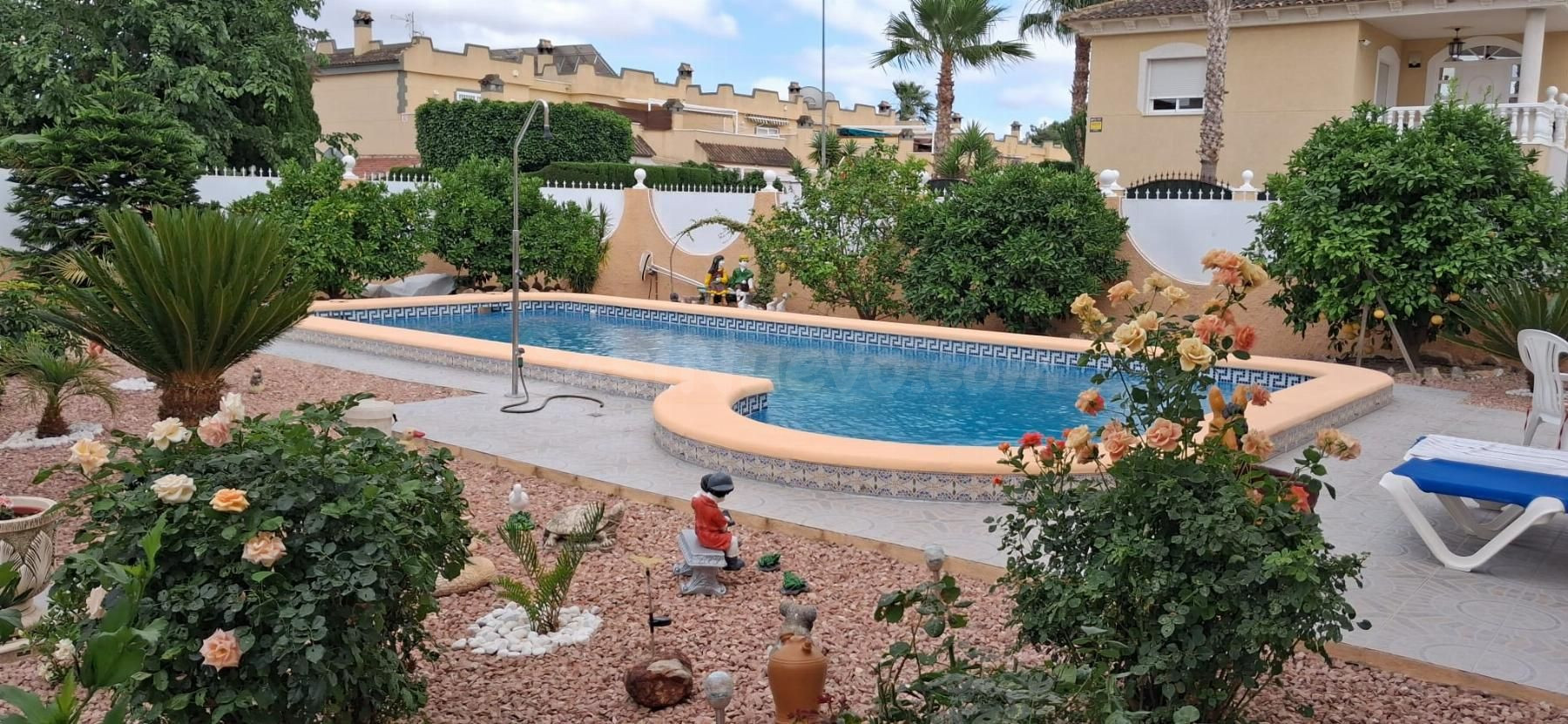 Chalet 3 habitaciones 265m² en venta - Comunidad valenciana