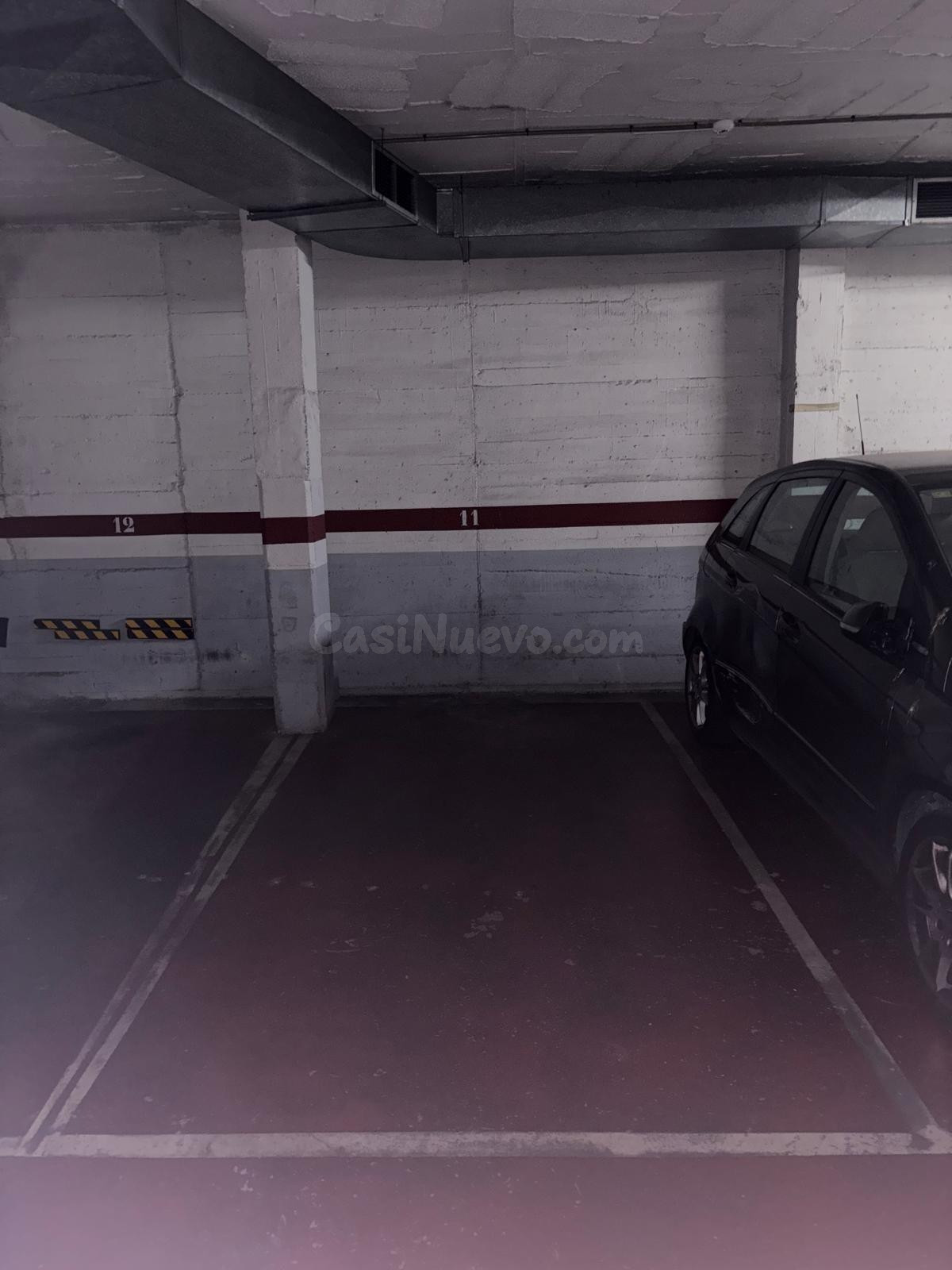 Plazas de garaje en venta en Carrer Fra Juníper Serra | Son  - foto 4