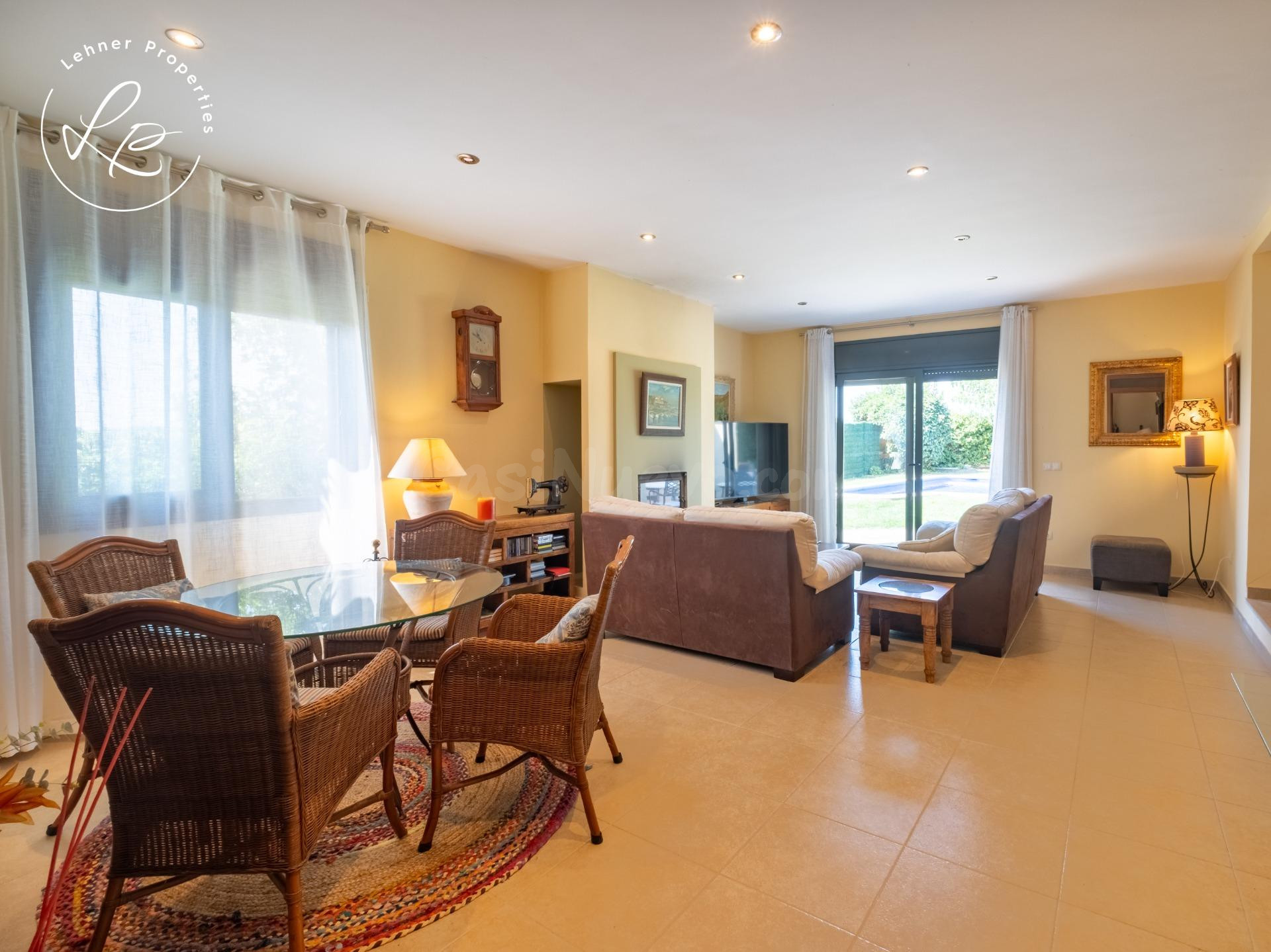 Espectacular casa en Pedret i Marzà. - foto 5