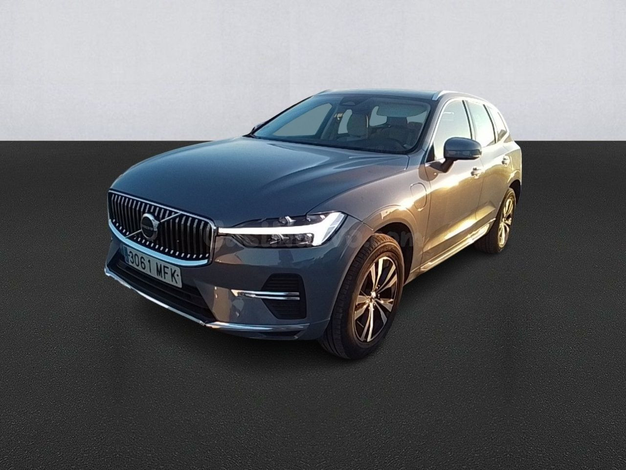 Volvo Xc60 2.0 T6 Awd Recharge Core Auto