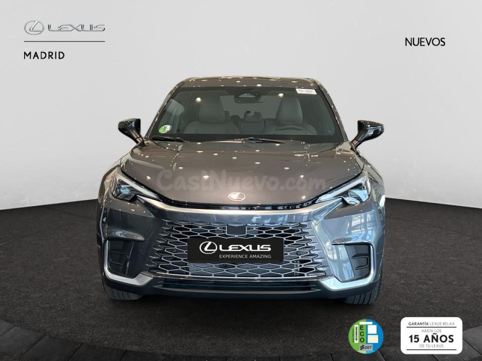 Lexus LBX