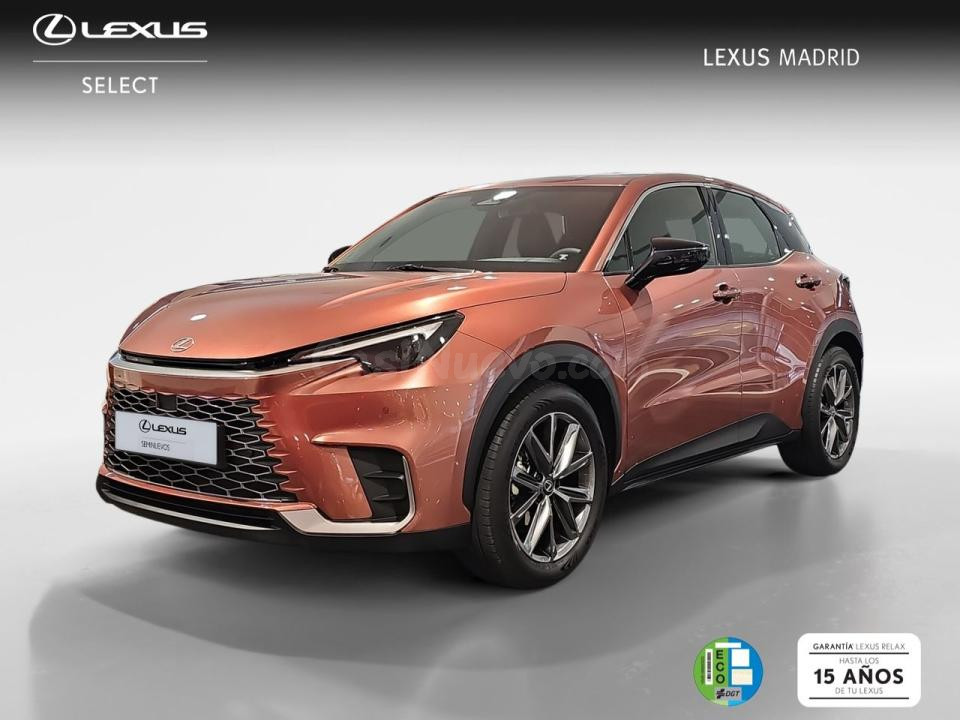 Lexus LBX