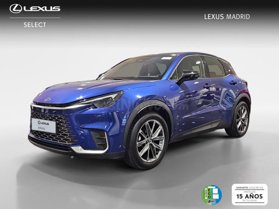 Lexus LBX