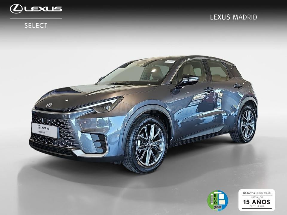 Lexus LBX