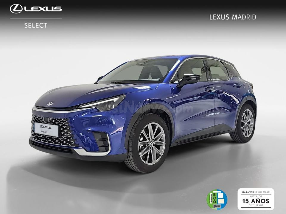 Lexus LBX