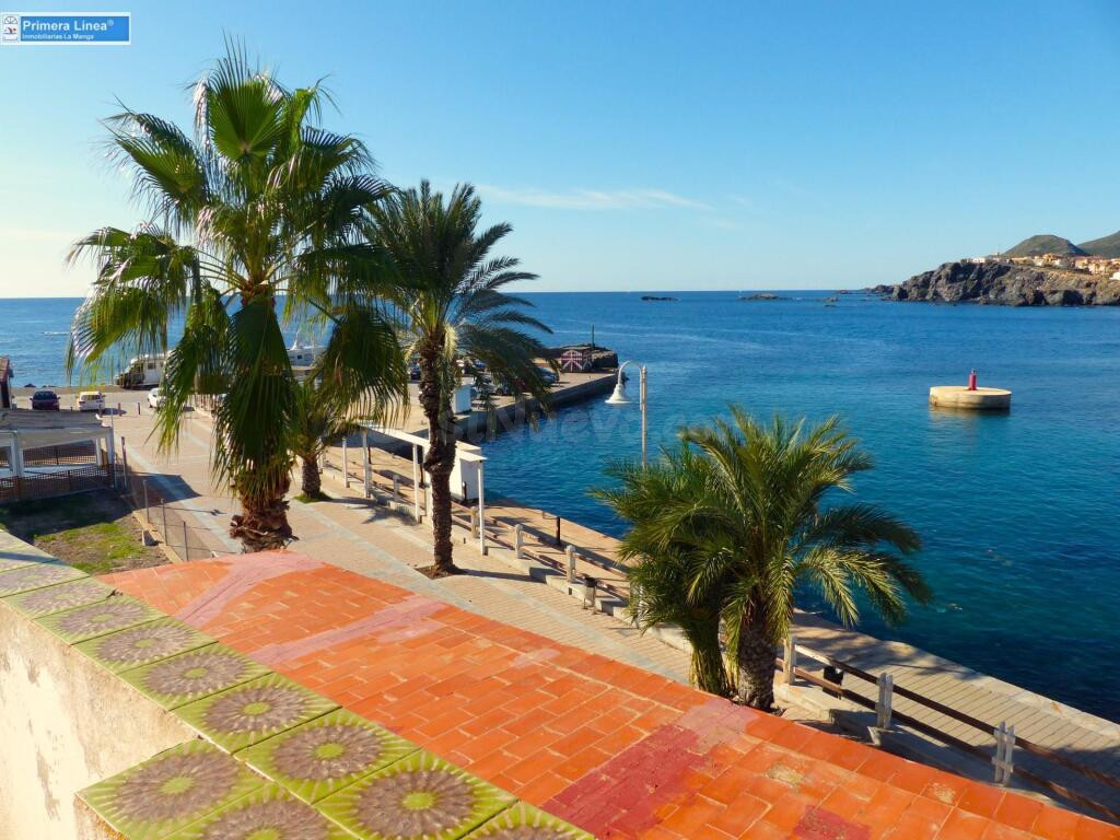 Venta de casa en 1º línea de Mar Mediterráneo en Cabo de Pal - foto 4