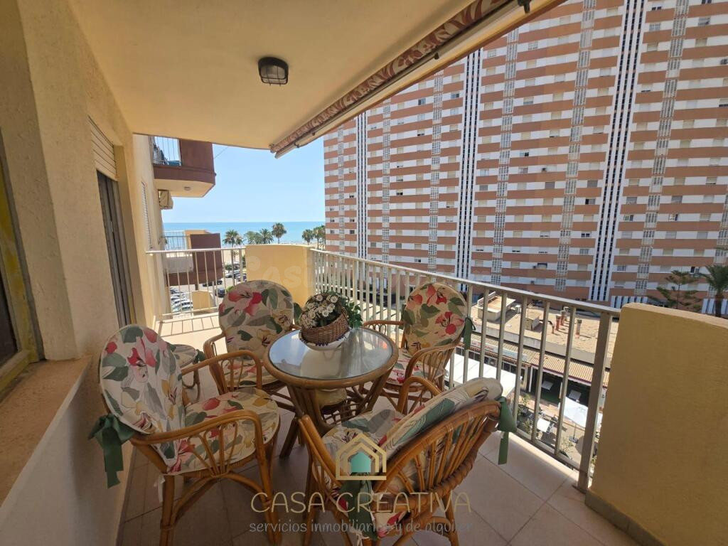 APARTAMENTO EN VENTA EN CULLERA – GRAN TERRAZA CON VISTAS AL - foto 2