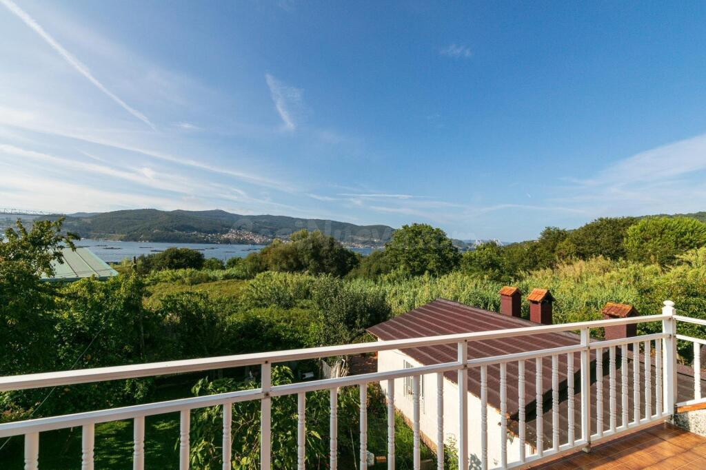 "Chalet a pasos de la Playa Mende, con 2 viviendas independi
