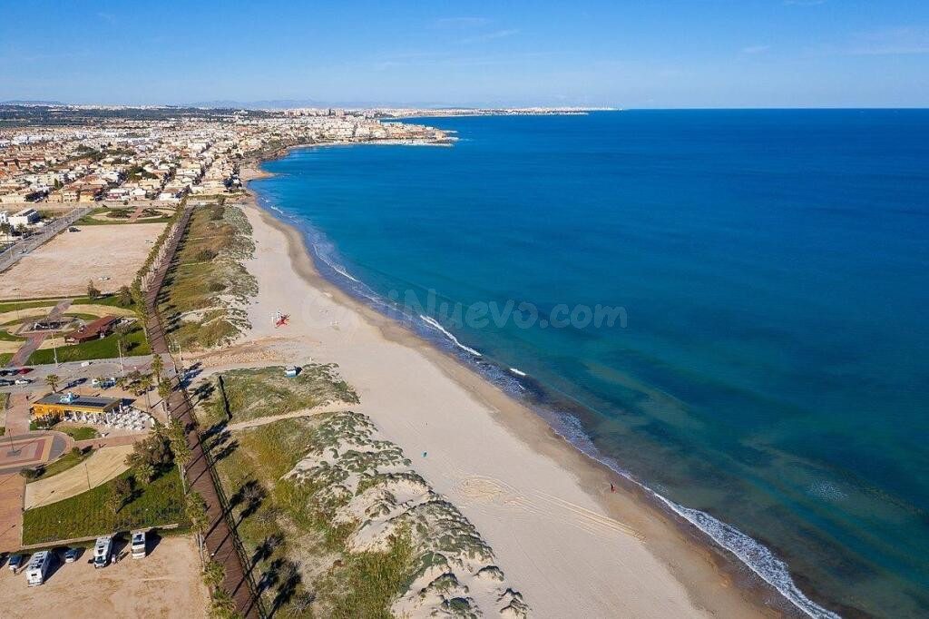 ADOSADOS DE OBRA NUEVA EN PILAR DE LA HORADADA - foto 3