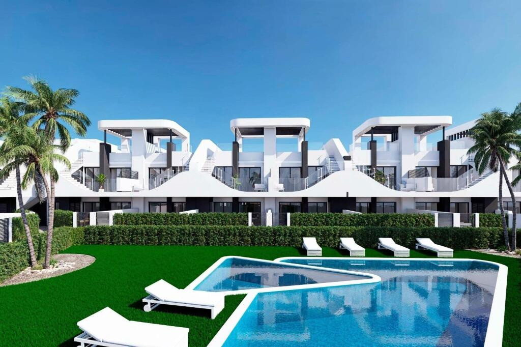 Complejo Residencial de Nueva Construcción en San Fulgencio - foto 2
