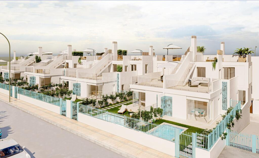 Villas de obra nueva cerca de La Serena Golf y la playa en L - foto 3