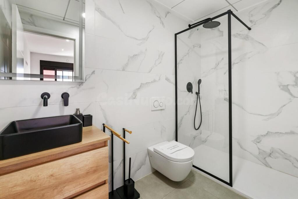Apartamentos turísticos nuevos a 750m de la playa, en Santia - foto 4