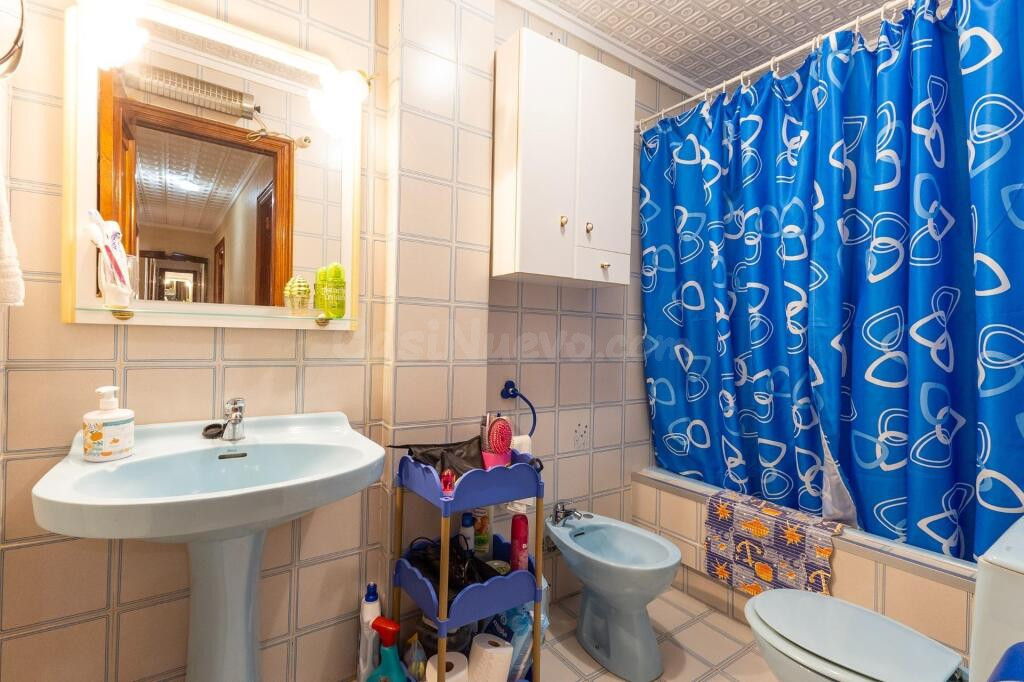 Apartamento a pie de playa del Acequión y con piscina comuni - foto 5