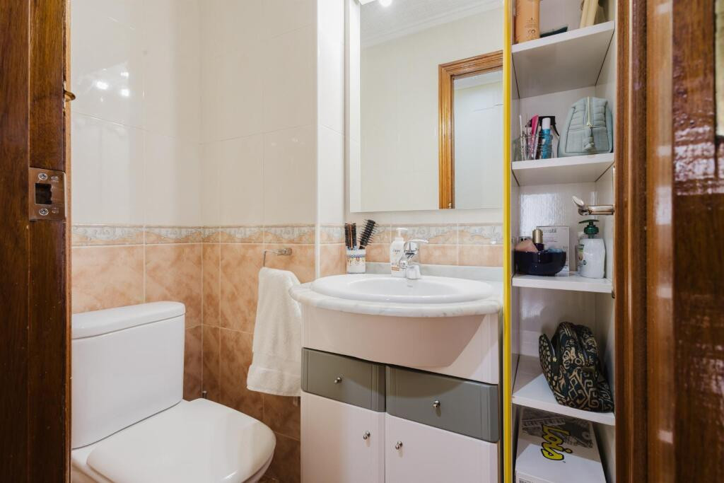 Apartamento en primera línea de Playa del Acequión con pisci - foto 3