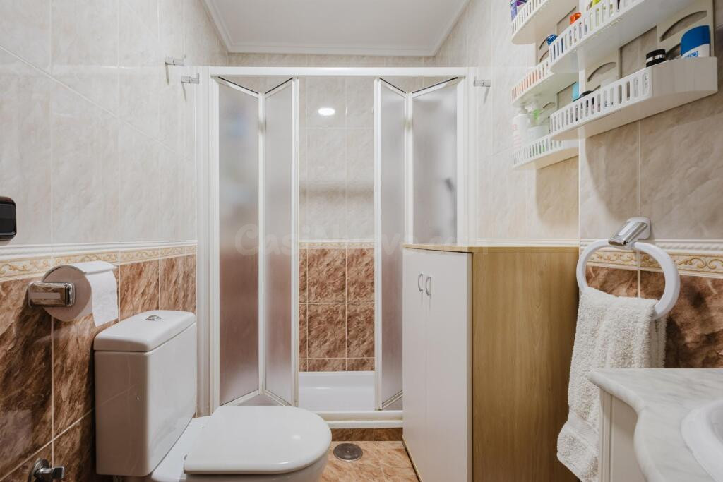 Apartamento en primera línea de Playa del Acequión con pisci - foto 5