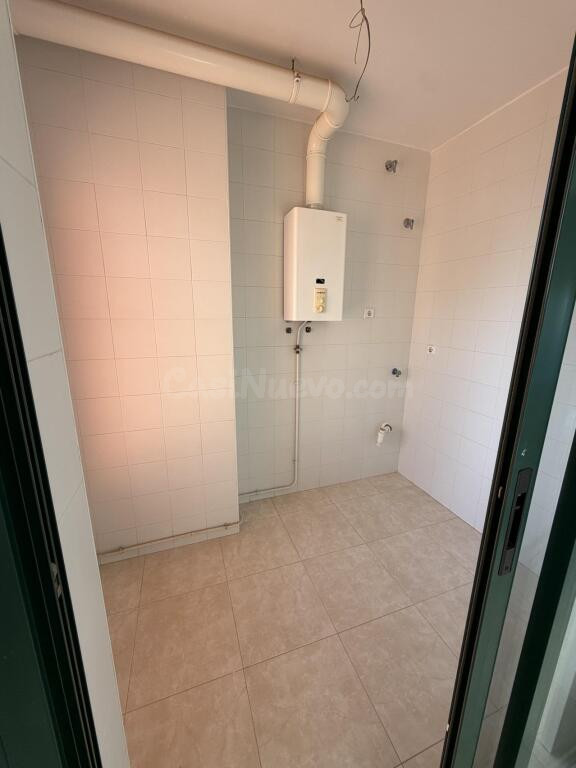 Apartamentos de obra nueva listos para entrar a vivir en Lom - foto 4