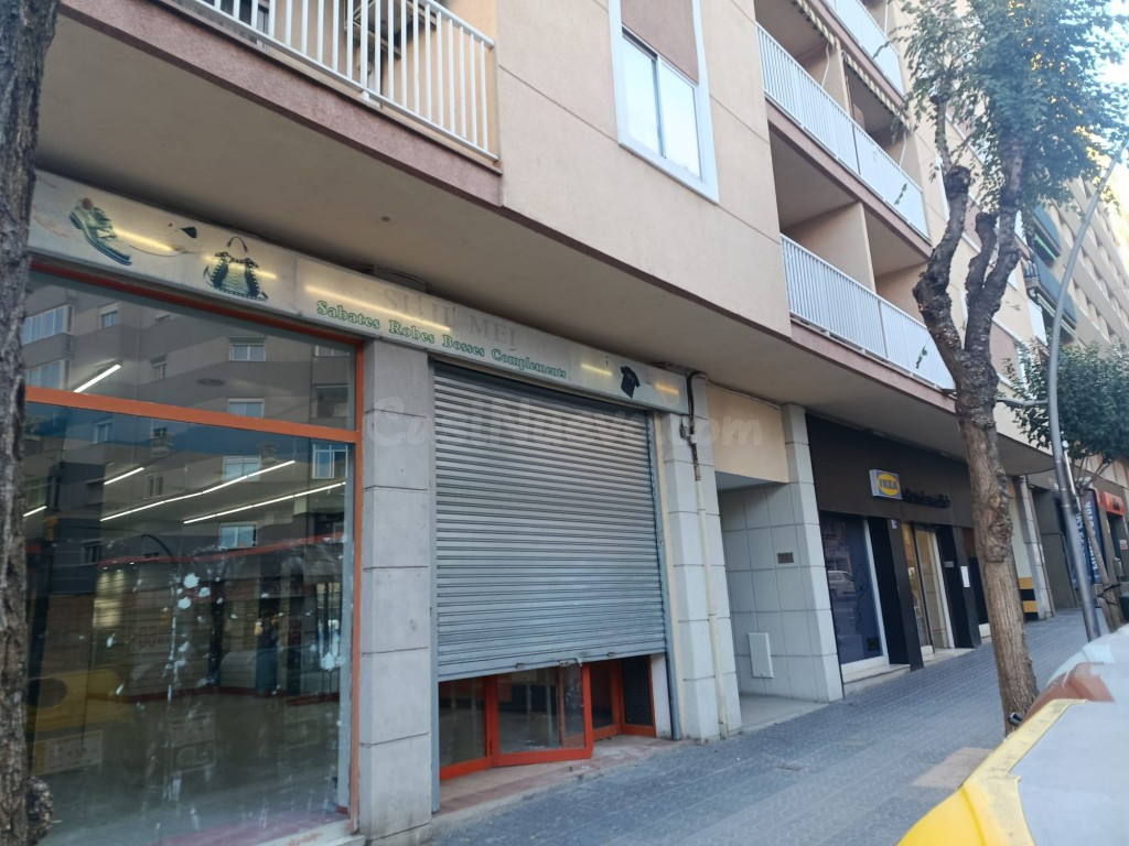 Local comercial en Alquiler en Tarragona Tarragona - foto 2