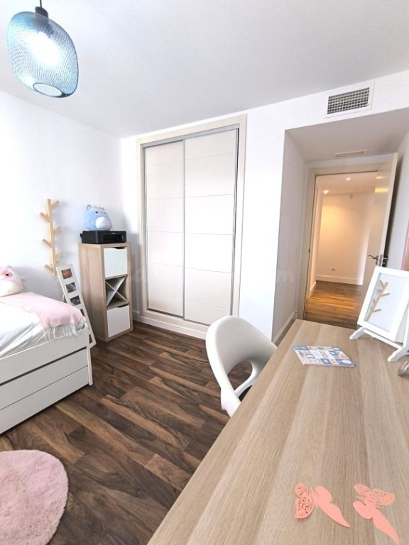 Apartamento en Venta en Linea De La Concepcion, La Cádiz - foto 4