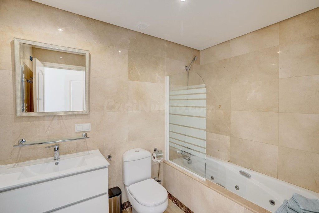 Apartamento en Alquiler en Alcaidesa, La Cádiz - foto 3