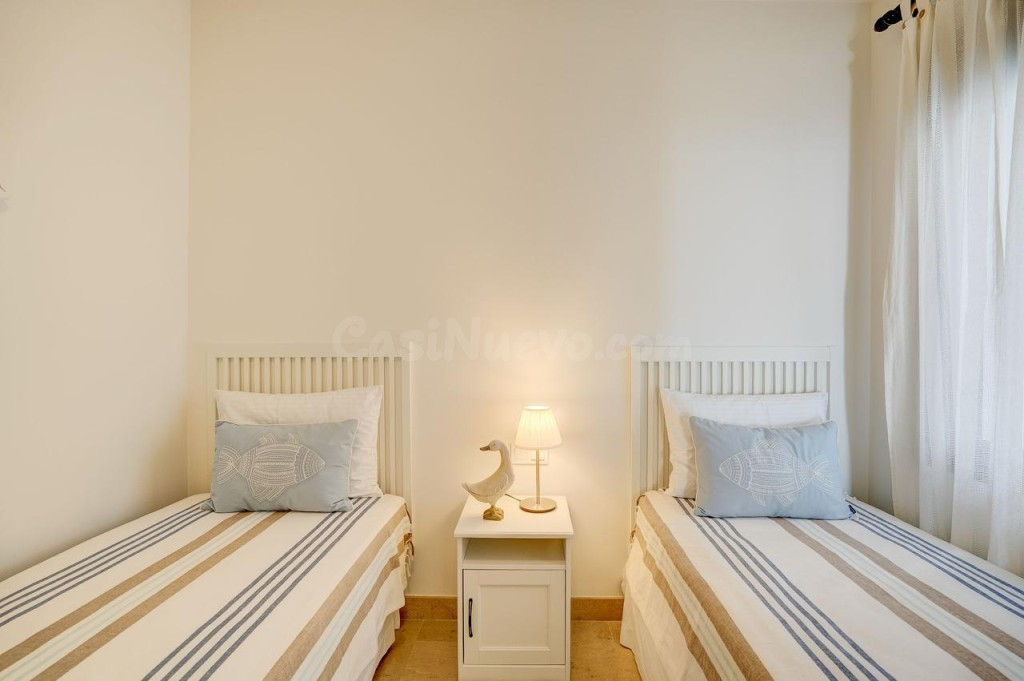 Apartamento en Alquiler en Alcaidesa, La Cádiz - foto 5