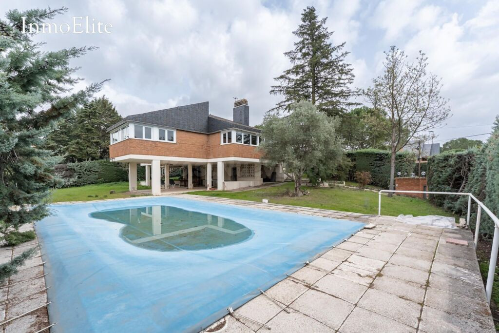 Chalet Independiente en Las Rozas de Madrid - foto 2