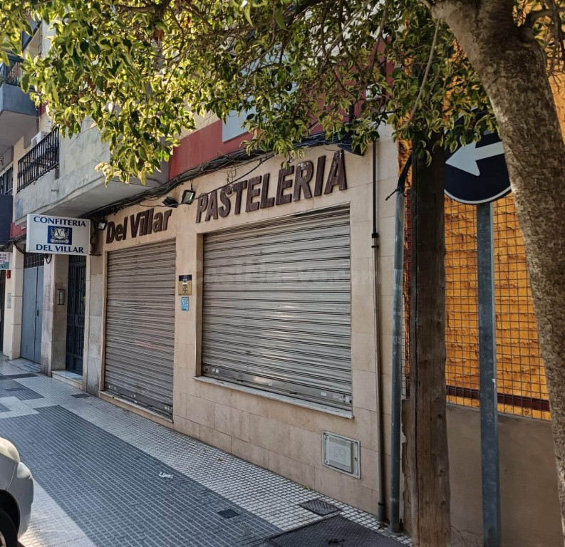 Local comercial en Venta en Huelva Huelva - foto 2