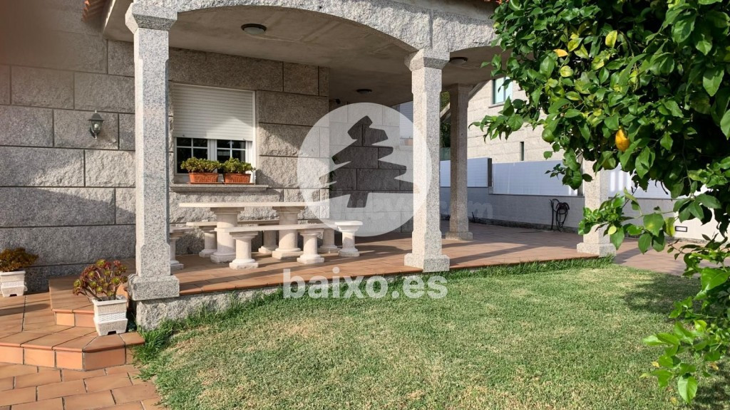 Casa-Chalet en Venta en Sobrada (San Salvador) Pontevedra