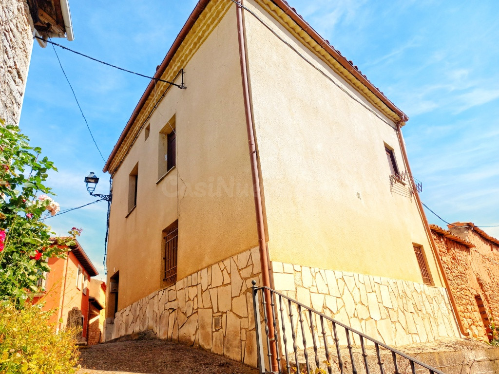 Casa-Chalet en Venta en Gumiel De Izan Burgos - foto 3