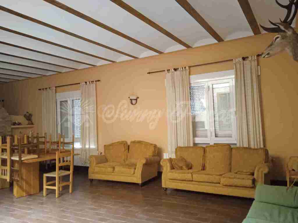 Casa de campo-Masía en Venta en Chinchilla De Monte Aragon A - foto 2