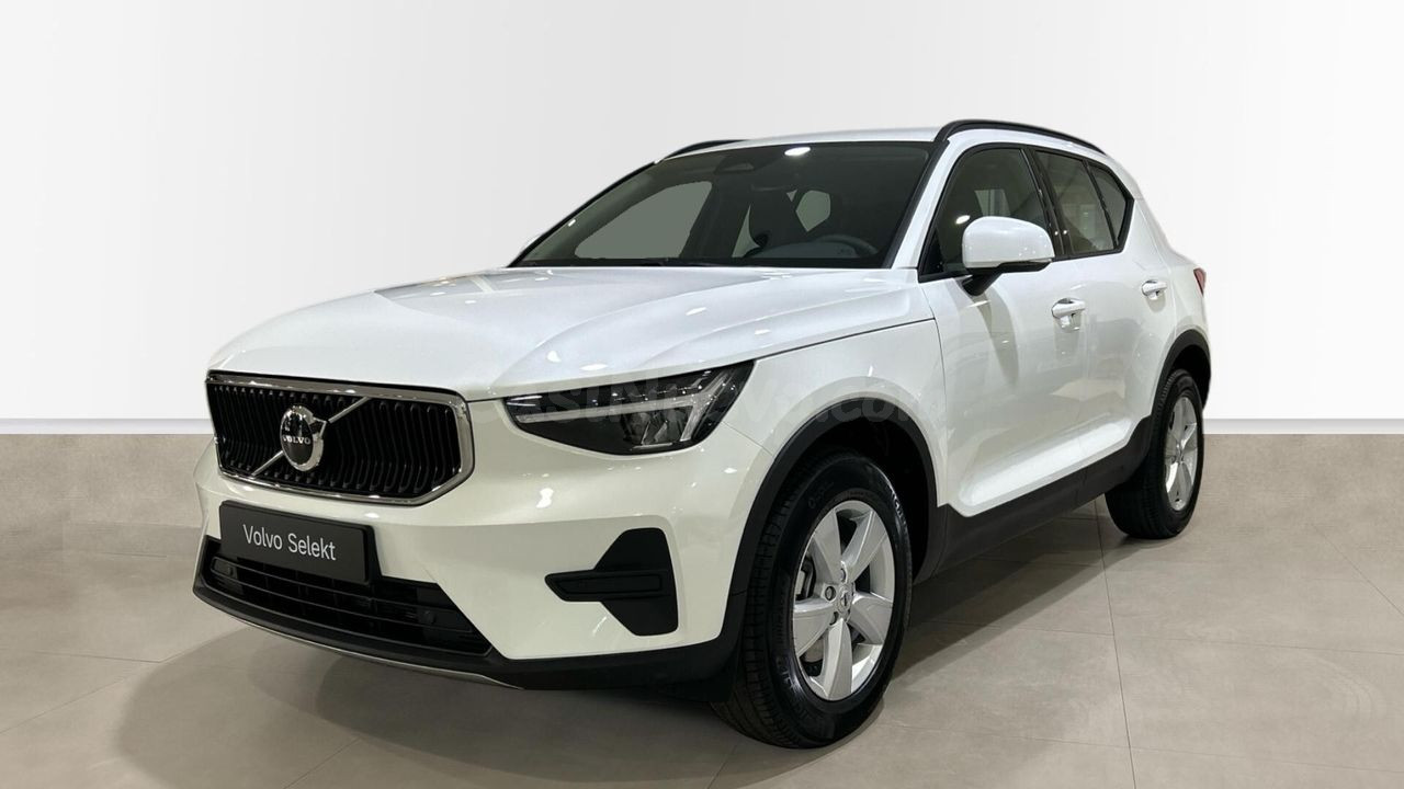 Volvo XC40 XC40 Essential, B3 Mild hybrid, Gasolina