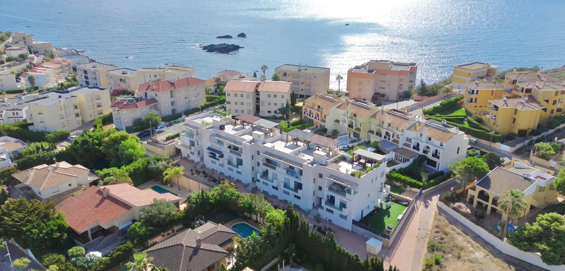 Apartamento 3 habitaciones 100m² en venta - Cala medina - foto 2