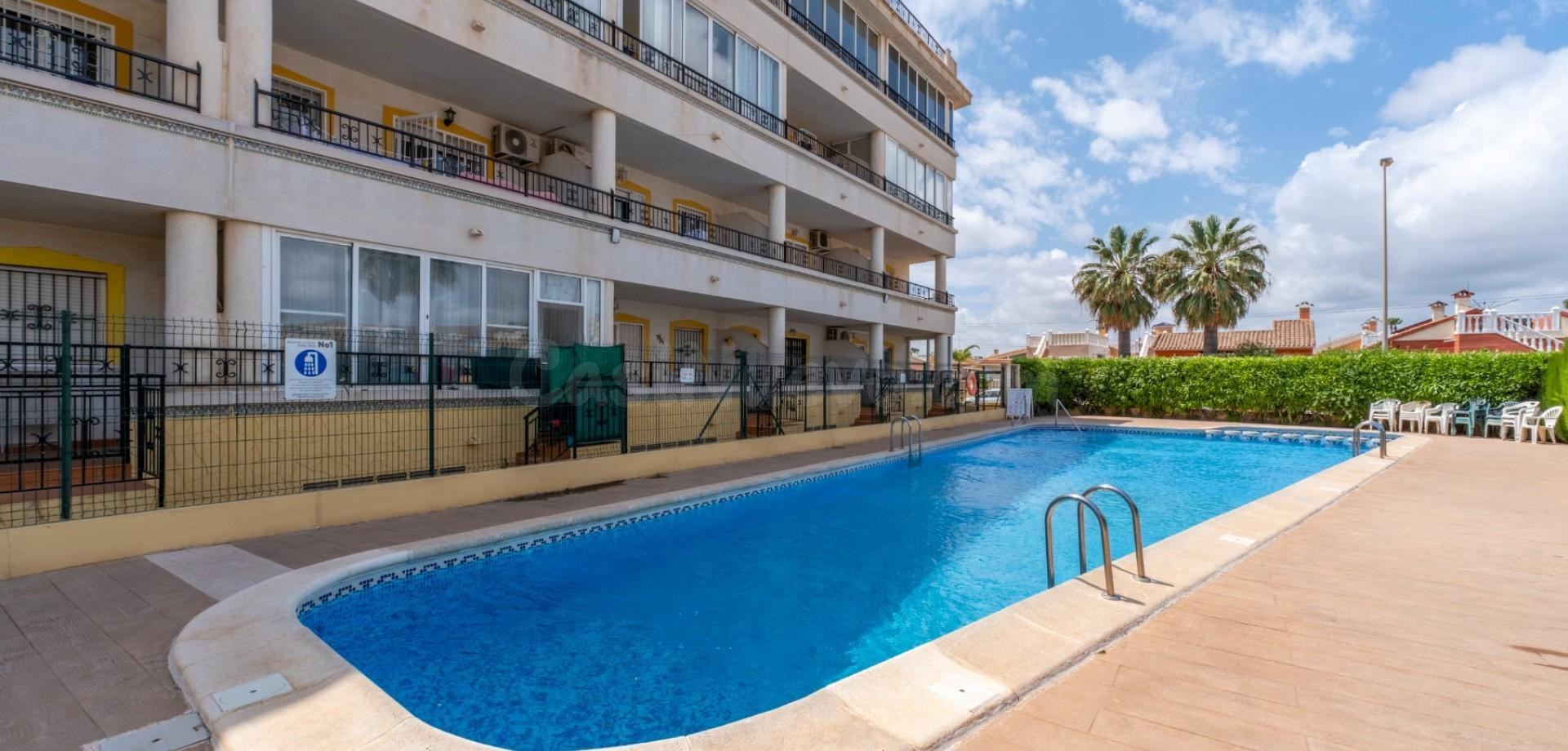 Apartamento 2 habitaciones 68m² en venta - Punta Prima - foto 4