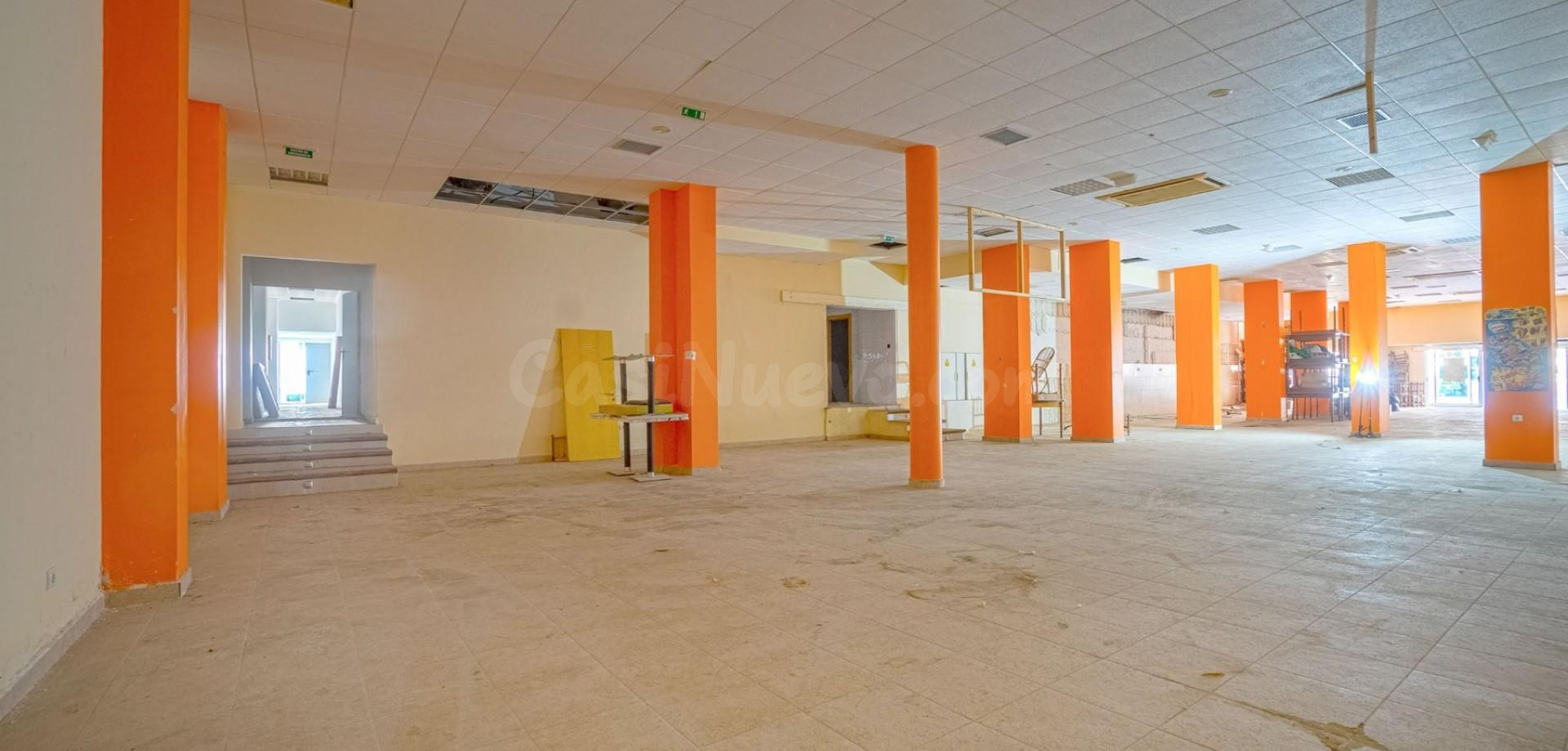 Local comercial 1 habitación 722m² en venta - Habaneras - foto 3