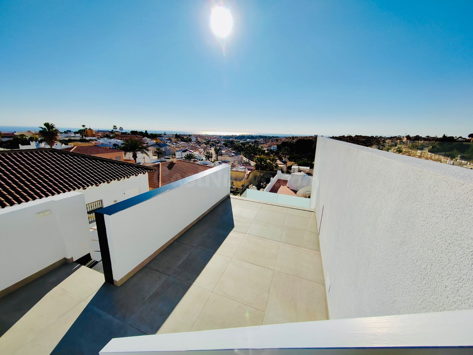 Villa 3 habitaciones 128m² en venta - Urbanización Perla del - foto 3