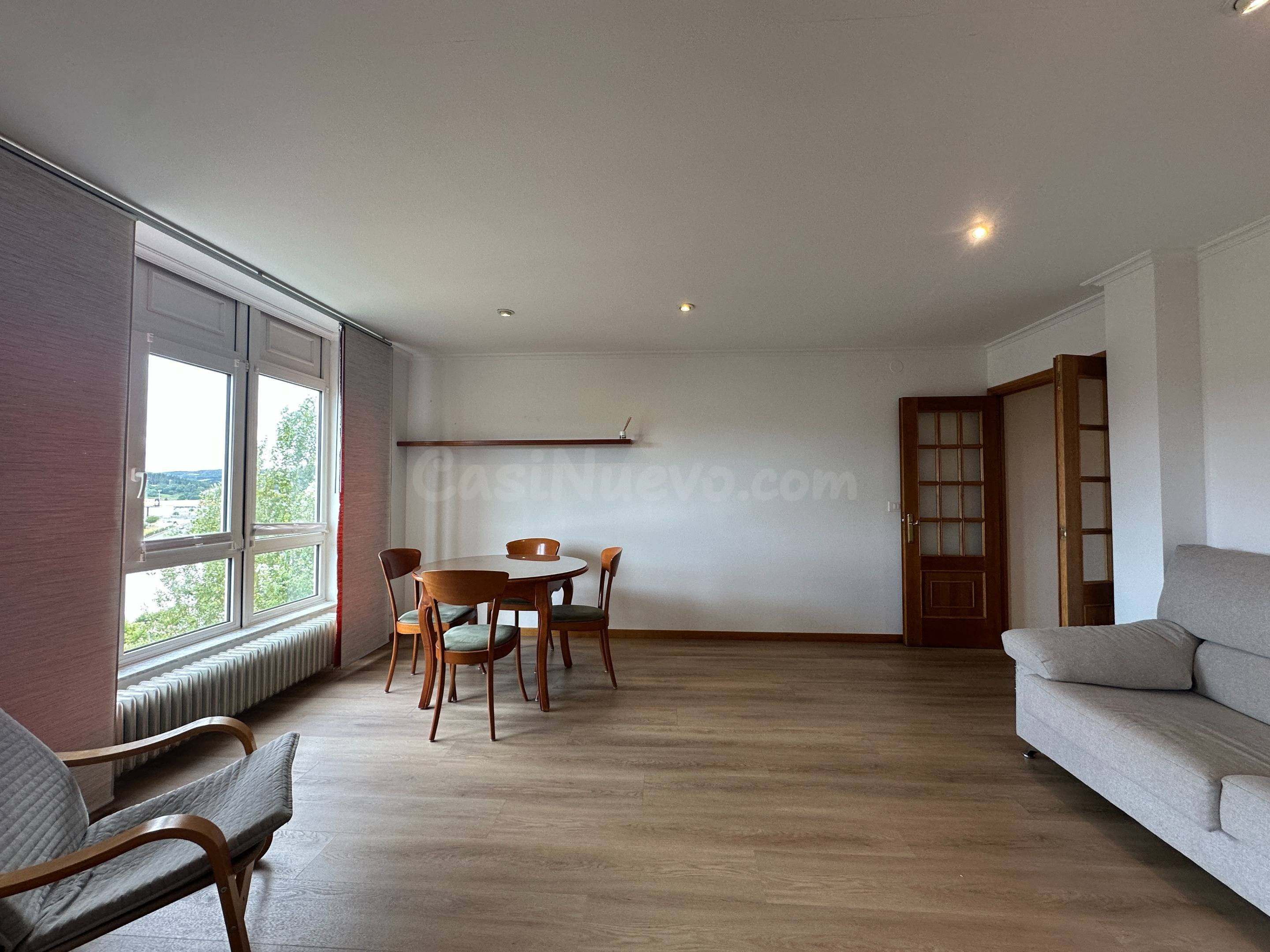 Piso con vistas al Miño, plaza de garaje muy amplia y traste - foto 4