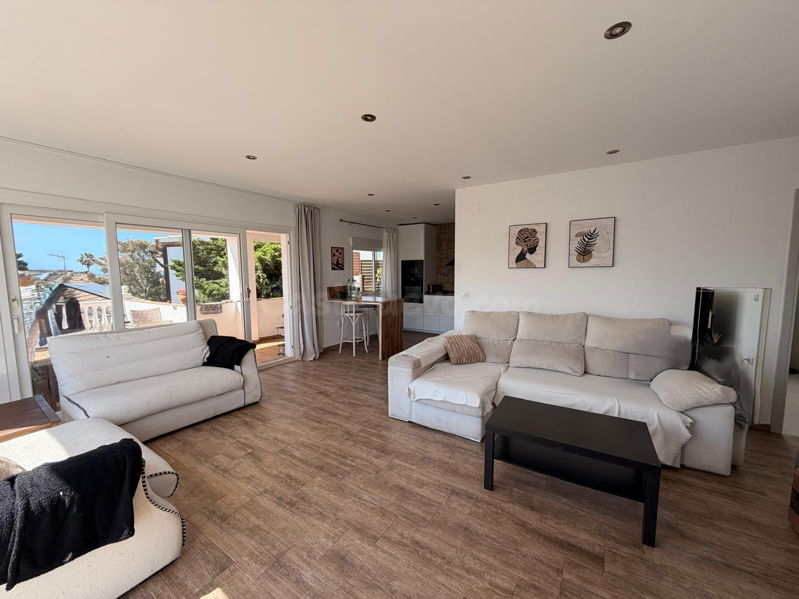 CASA PAREADA EN MIJAS CON VISTAS AL MAR Y TERRAZA PRIVADA - foto 3