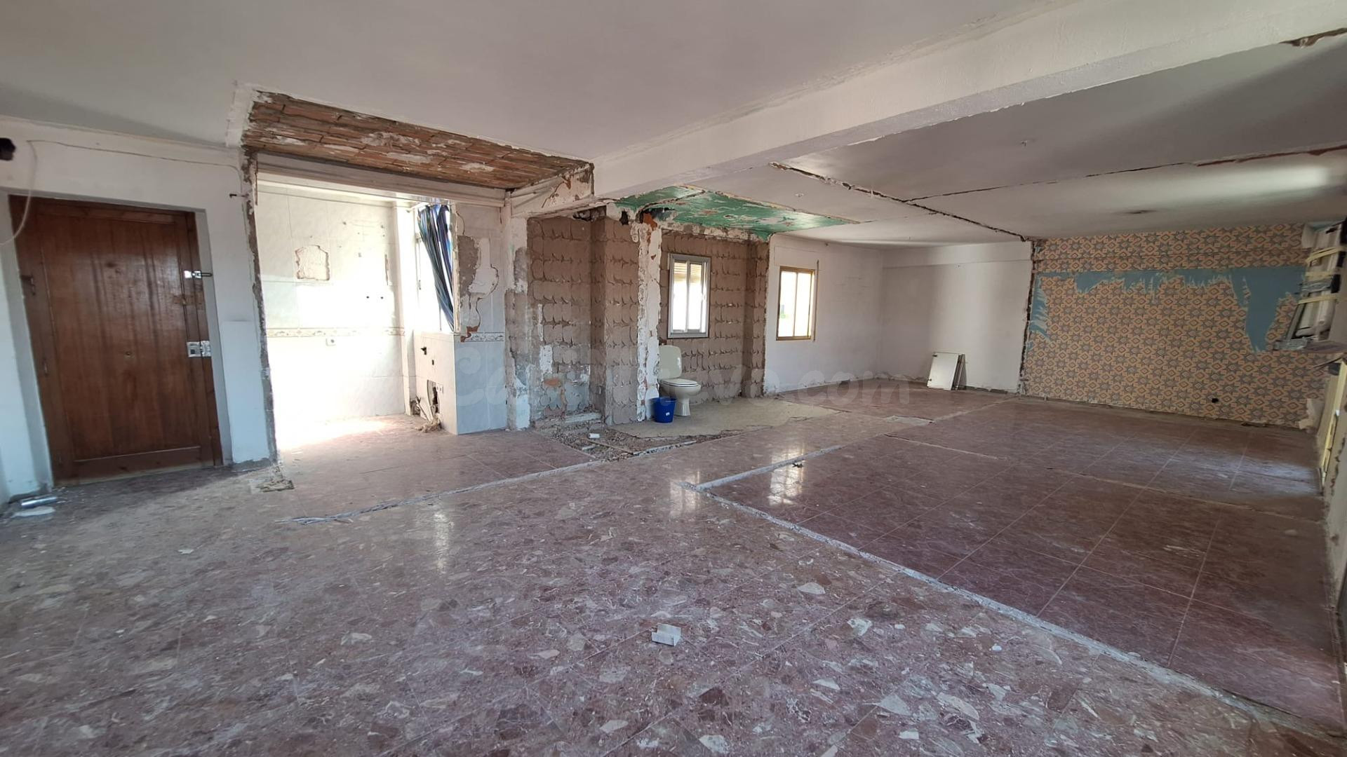 D. ¡¡ PISO PARA REFORMAR EN CARLOS III CON PLAZA DE APARCAMI - foto 5