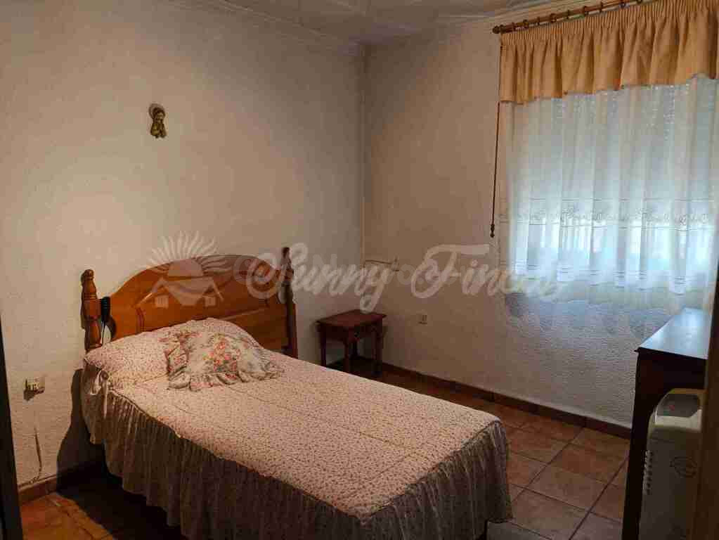 Casa de pueblo en Venta en Yecla Murcia - foto 3