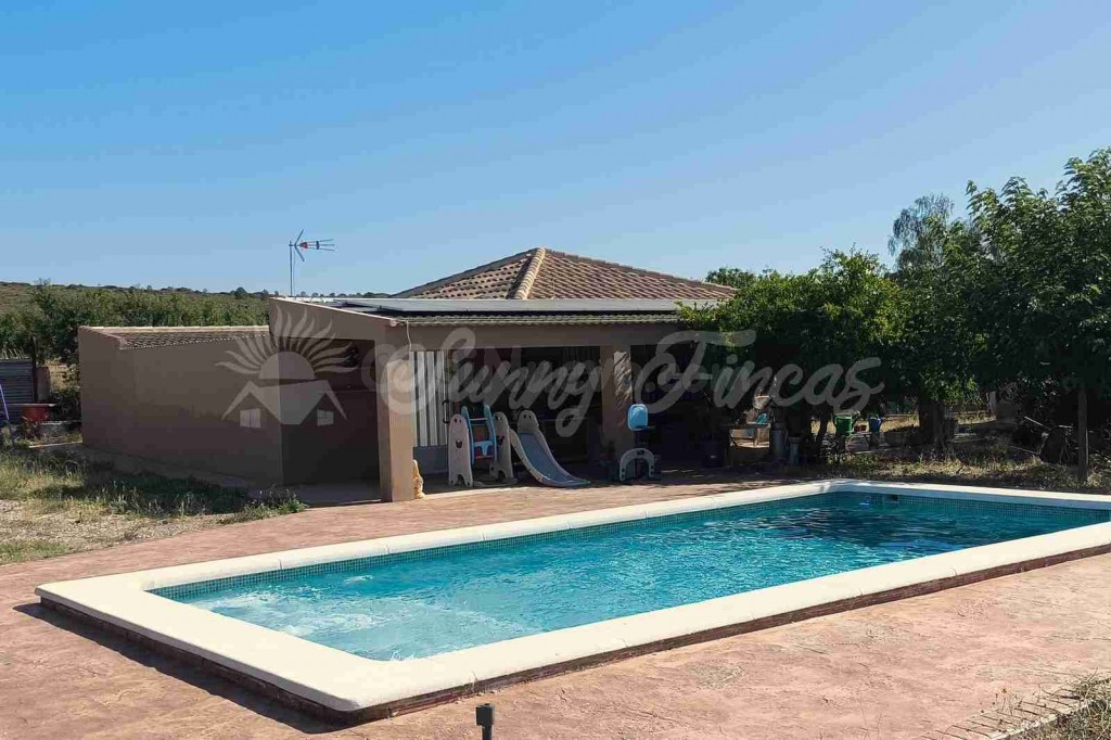 Casa de campo-Masía en Venta en Caudete Albacete