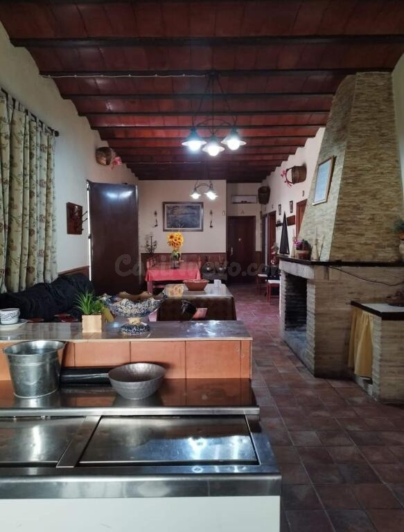 Preciosa  casa con parcela y piscina en la Puebla de los Inf - foto 3