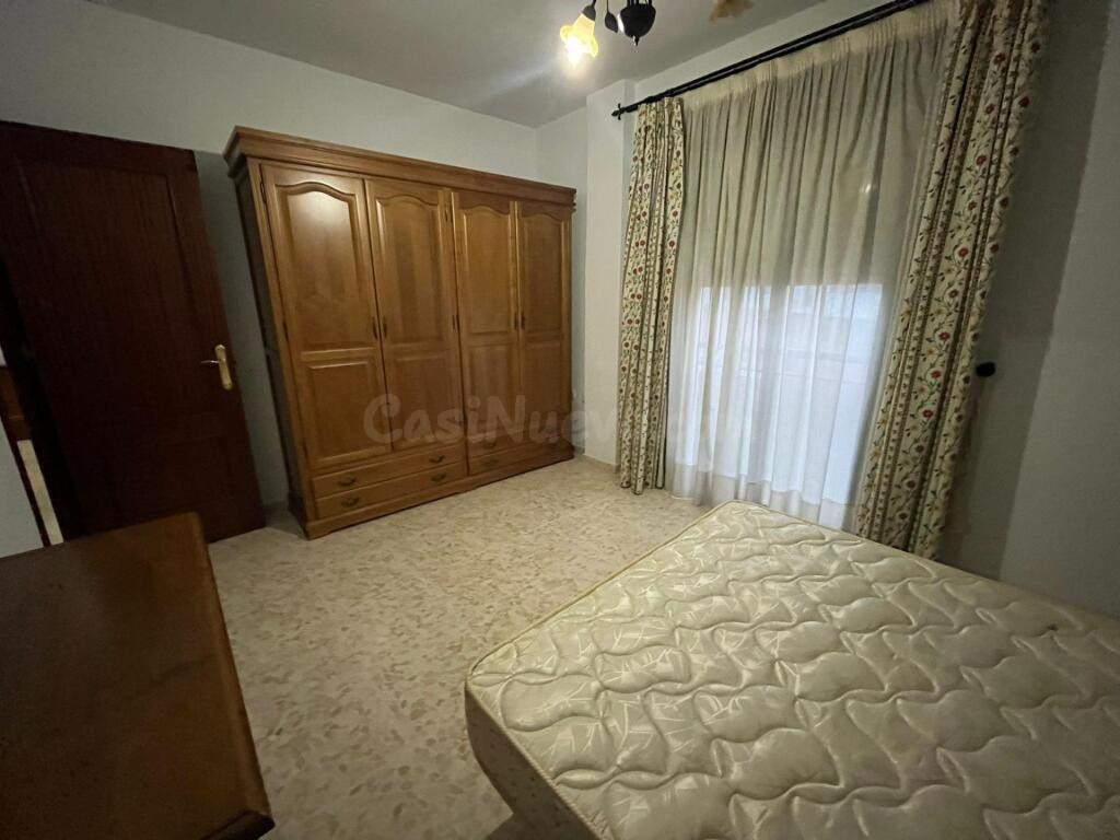 Estupendo piso en Villamartin, junto Instituto y Hospital!!! - foto 4