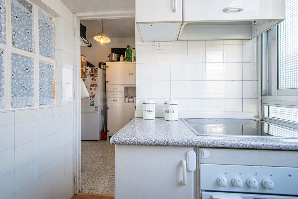 Magnífica oportunidad, gran piso junto Calle Arroyo con terr - foto 4