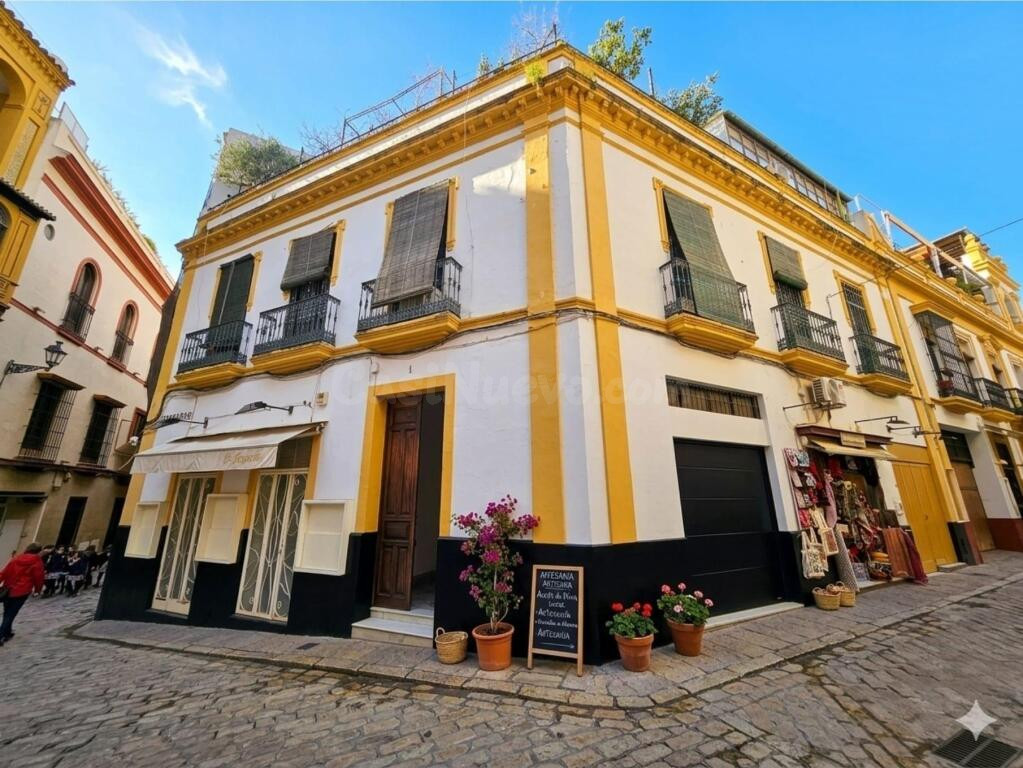 Exclusiva vivienda en esquina con mirador y terraza en el Ba - foto 5