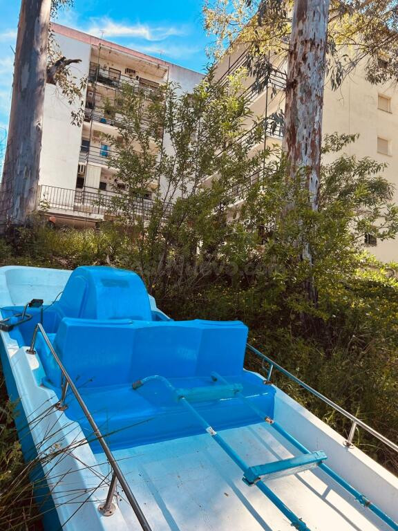 Precioso piso reformado con terraza y vistas al lago en un e - foto 4