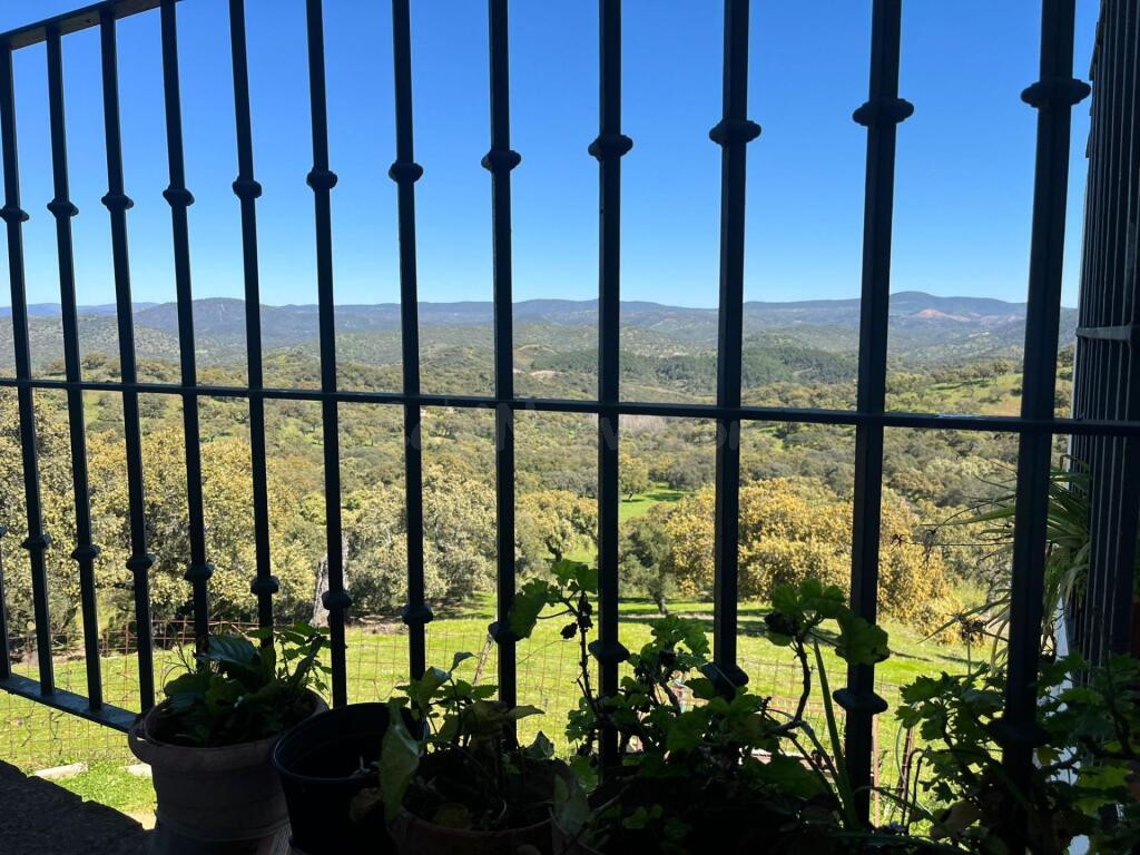 Espectacular finca en Zufre, a tan solo 300m del pueblo!!!! - foto 4
