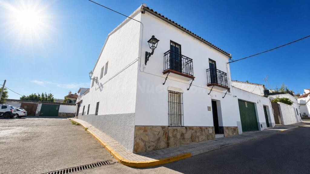 Gran casa en El Pedroso!!
